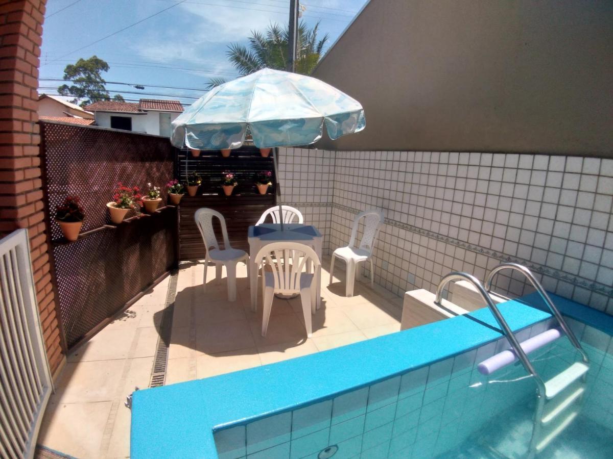 Sobrado Com Piscina Em Condomino Fechado A 150 M Da Praia Карагуататуба Экстерьер фото
