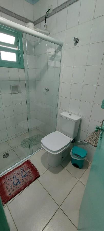Sobrado Com Piscina Em Condomino Fechado A 150 M Da Praia Карагуататуба Экстерьер фото